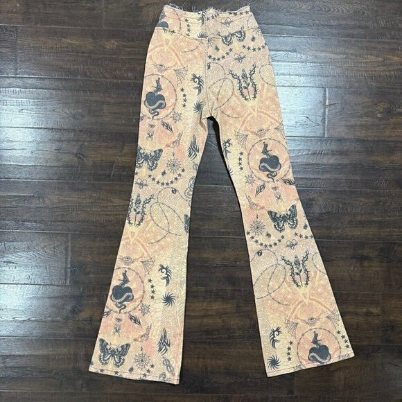 BDG Women's Printed Ruched V-front Flare Jean Low Rise Zip Closure Beige 26 - Picture 4 of 12